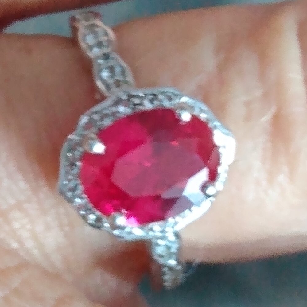 Beautifully Ruby Ring! - image 8